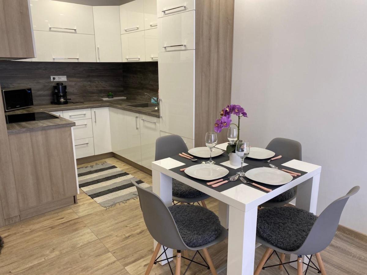 Oasis Apartman Hajdúszoboszló Exterior foto