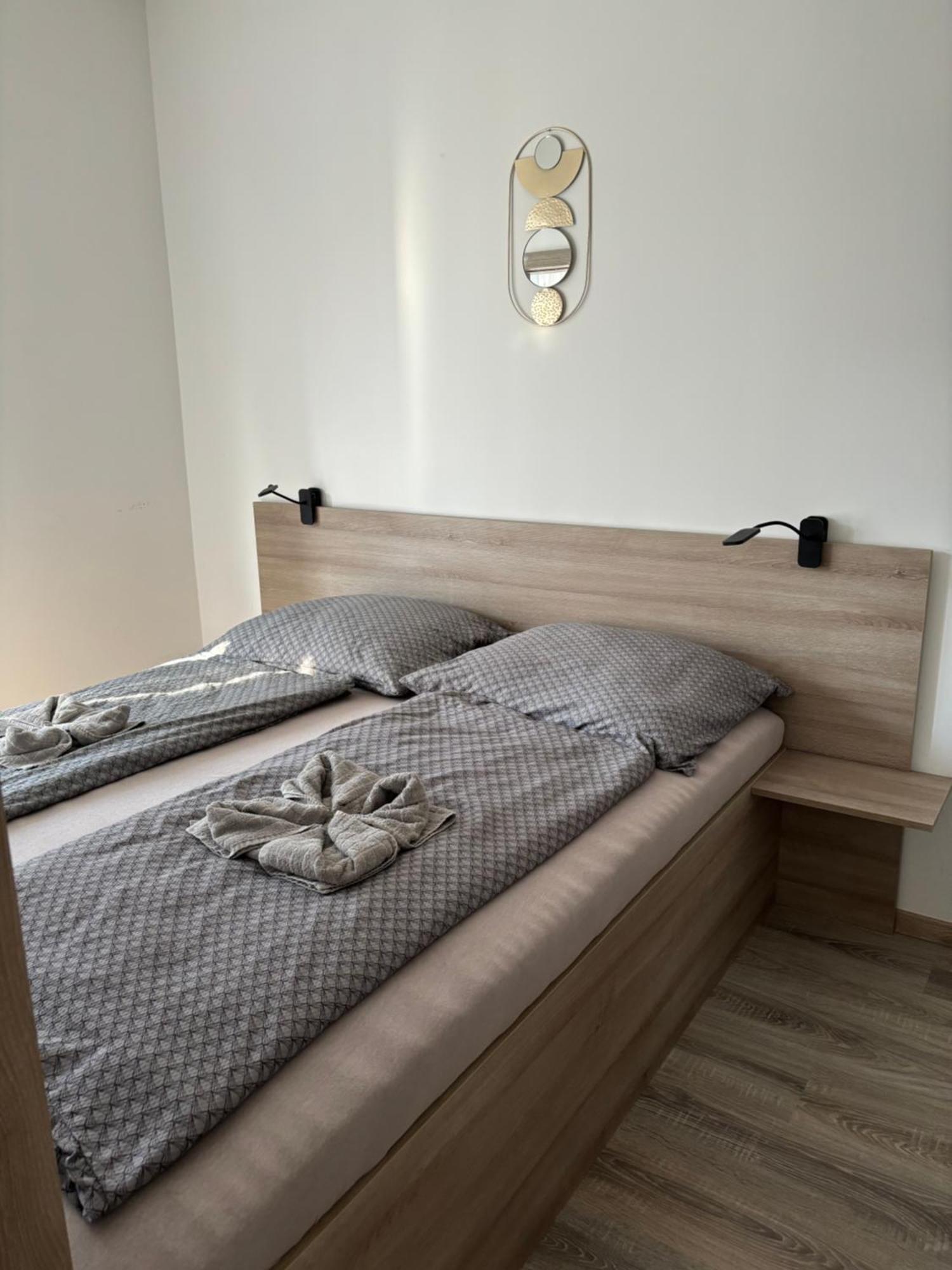Oasis Apartman Hajdúszoboszló Exterior foto